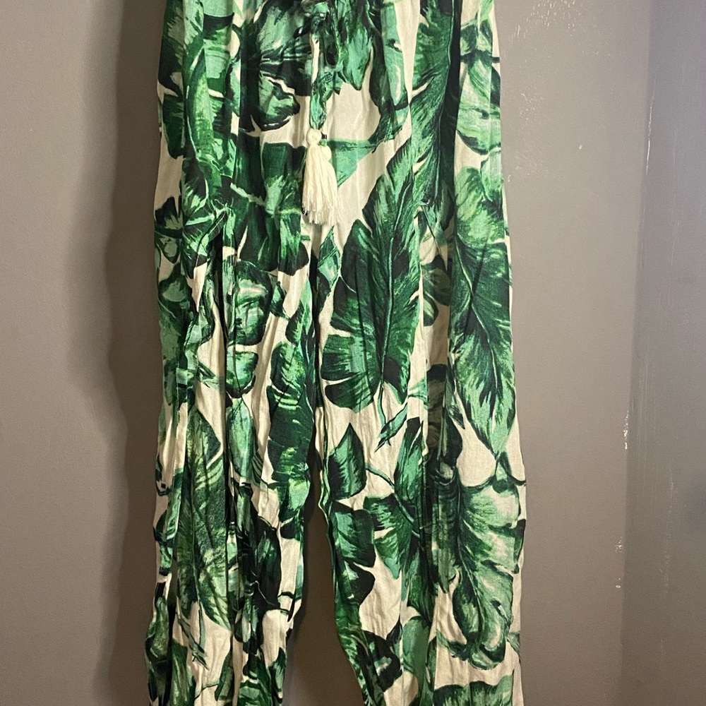 Swimwear coverup